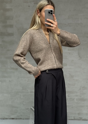 Milla strik cardigan Nougat Melange Boii Studios 